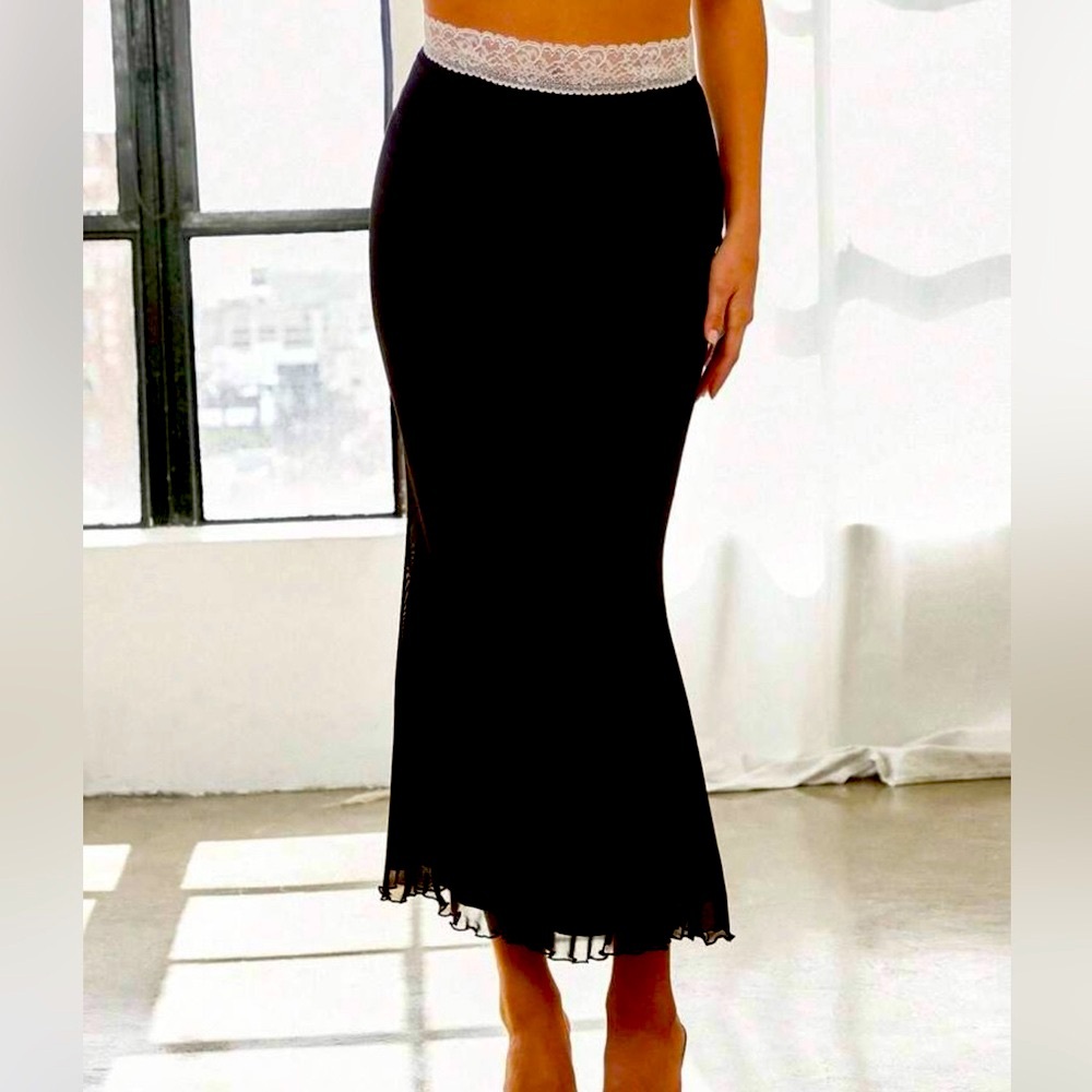 Forever 21 Black Midi Skirt